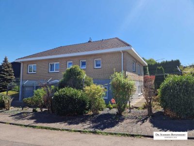 Gepflegtes Einfamilienhaus mit Einliegerwohnung in begehrter Lage von Altenkirchen-Honneroth!