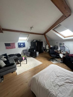 Gepflegte 2-Zimmer Dachgeschosswohnung in Bonn-Dransdorf