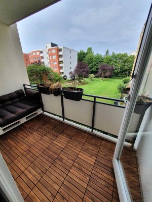Helle 3-Zimmer Wohnung mit Balkon in Hamburg-Lokstedt