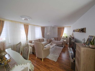 Helle, gut geschnittene 3 Zimmer Wohnung in Augsburg-Lechhausen
