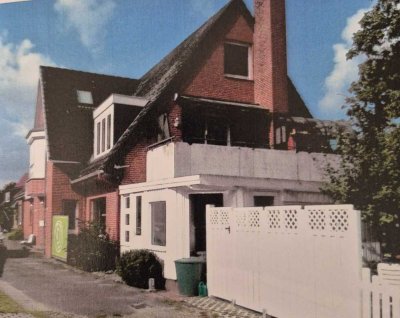Geräumiges, günstiges 12-Zimmer-Mehrfamilienhaus in Lübeck St. Lorenz Nord