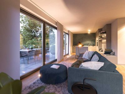 STRENGER: Großzügiges Appartement mit Südbalkon und Bad en Suite