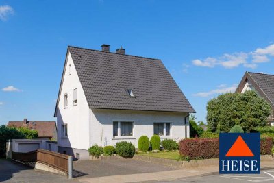 Charmantes 1-2 Familienhaus mit Garten, Garage und viel Platz für die Familie