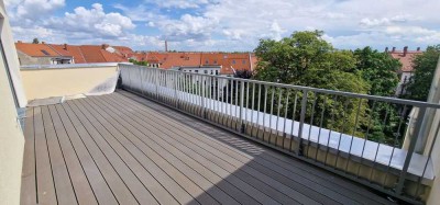 Ein Traum von Wohnung - 5 Zimmer mit 45m² Wohnzimmer und 50m² Dachterrasse!