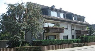 Leichlingen Am Hüpplingsgraben gemütli. , gepfl.-2 Zimmer- DG-Stadt-Whg.