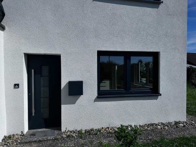 Schöne, hochwertig ausgestattete 2-Zimmer-Wohnung in ruhiger Lage von Eberdingen