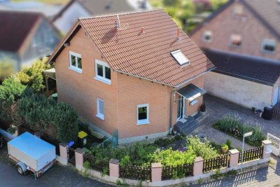 Charmantes Einfamilienhaus mit Garage und Terrasse in ruhiger Lage von Vettweiß