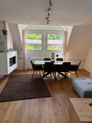 Top-Wohnung mit vielen Extras in begehrter Lage von Langenfeld