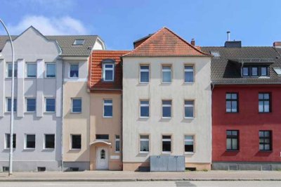Solide Anlage: MFH mit 4 Einheiten und Top-Potenzial in Citylage