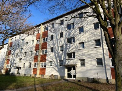 Helle 3 Zi.-Whng.- mit einem Wannenbad mit Fenster - Balkon - Duisburg Rheinhausen