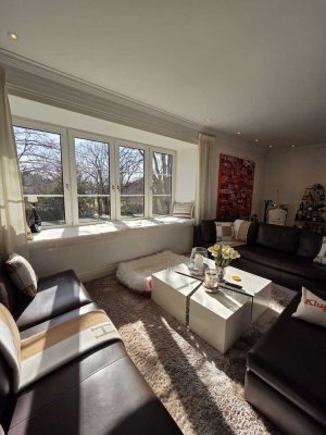 Zu Verkaufen! Luxuriöse 5-Zimmer-Maisonette-Wohnung direkt am Thielpark in Dahlem!