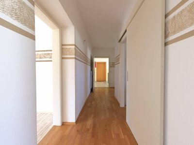 Große Lichtdurchflutete Wohnung – Ihr neues Zuhause in Griffen!