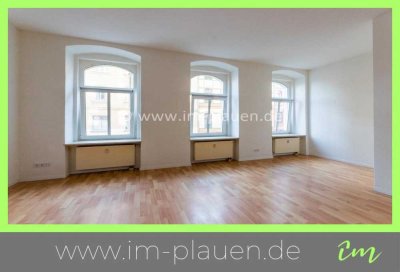 2 Zimmerwohnung in Plauen - Haselbrunn - Nahe WBS - Fachschulen - Bad mit Wanne -