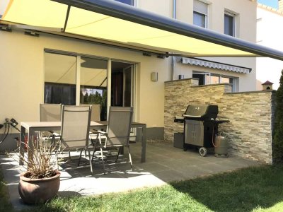 Moderne 5,5-Zimmer-Doppelhaushälfte mit gehobener Innenausstattung in Sommerhausen