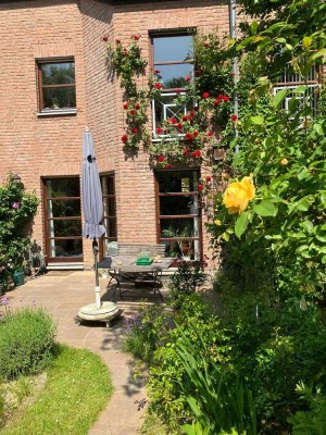 Charmantes Reihenmittelhaus in ruhiger Lage in Bochum-Querenburg