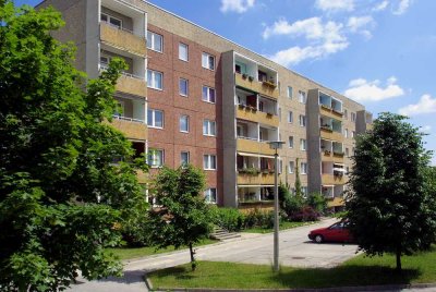 möbeliertes WG-Zimmer für Azubis mit Balkon