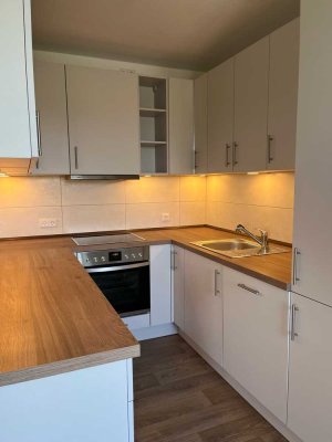 Erstbezug nach Sanierung - Herrliche 3-Raum-Wohnung mit Balkon und EBK in Cottbus