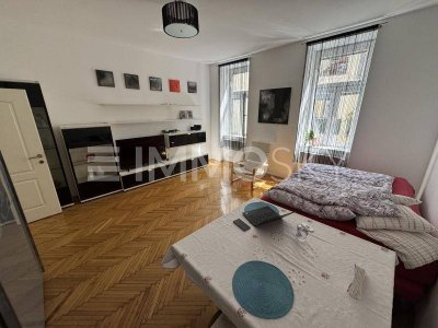 Charmante Altbauwohnung in ruhiger Innenhoflage