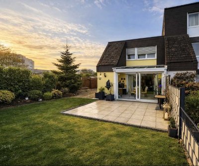 Ruhig wohnen, zentral leben - EFH mit ca. 115 m², (Winter)-Garten, Keller + Garage in Sankt A