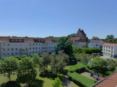 ☆ ☆ ☆ ☆ ☆ 4-Zimmer-Wohnung im Stadtzentrum von Neubrandenburg ☆ ☆ ☆ ☆ ☆