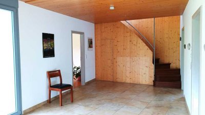 Sonnige 3-Zimmer Maisonette-Wohnung mit Terrasse in Herzogenaurach