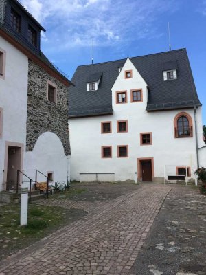 Wohnen auf Schloss Wildenfels - schöne 2 Raum-Wohnung wieder zu vermieten