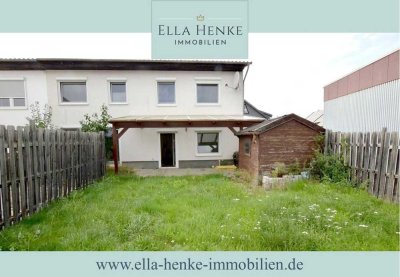 Sonnige, gepflegte Doppelhaushälfte mit moderner Küche + pflegeleichtem Garten ...
