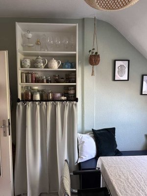 Schöne 1-Zimmerwohnung mit Wohnküche und Blick auf Rhein