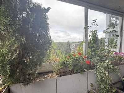 *** Friedrichsdorf – helle, ruhige, barrierefreie 2-Zimmer- Wohnung mit gr. Wintergarten***
