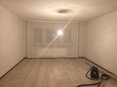 Gepflegte 2-Zimmer Wohnung mit Balkon und Garage in Hildesheim