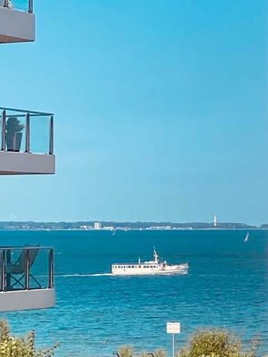 Meerblick aus der 1. Reihe! 2-Zimmer-Wohnung mit großem Balkon und Saunanutzung - von privat