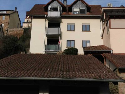 Etagenwohnung Mehrfamilienhaus