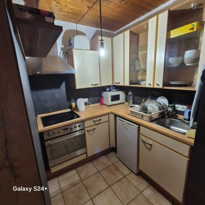 Kleines Singleappartement mit großer EBK