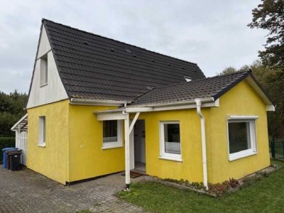Sonniges kleines Einfamilienhaus mit Blick auf den Bodden in Klausdorf bei Stralsund zu vermieten.