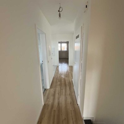 Gepflegte 2,5 Zimmer Dachgeschosswohnung in Oggersheim