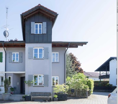 Zwischen Ammersee & Starnbergersee: Moderne Doppelhaushälfte mit flexiblem Raumkonzept