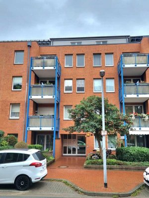 Hannover-Herrenhausen/Stöcken ---  Gemütliche Dachgeschoßwohnung in zentraler Lage