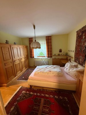 Moderne 2-Zimmer Erdgeschosswohnung mit Terrasse und Parkplatz