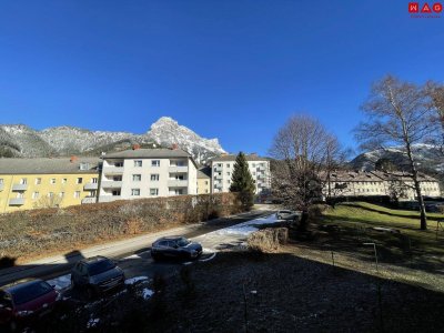 neu sanierte 2-Zimmer Wohnung mit herrlichem Bergblick!