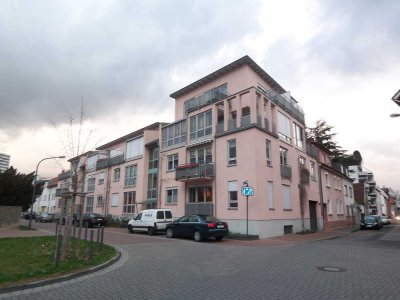 Exklusive, gepflegte 3-Zimmer-Maisonette-Wohnung mit geh. Innenausstattung mit Balkon