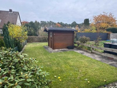 Sofort bezugsfrei: Sehr gepflegtes Reihenmittelhaus mit 2 Gartenbereichen und Garage in Celle