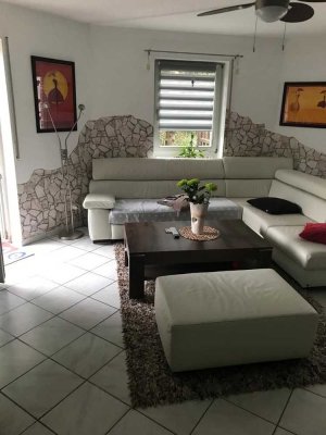 2-Zi Wohnung mit EBK, Balkon, Terrasse und wunderschönem Garten in naturnaher, ruhiger Lage