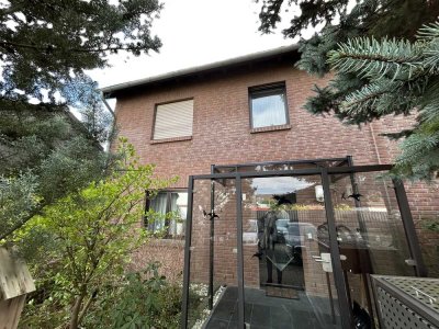 Bezugsfrei, 183 m²  WFL, Sonnengarten, 2 Gar., hochw. Einfamilienhaus, Nähe 40593 Düsseldorf-Benrath