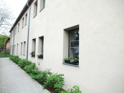 Schöne 2-Zimmer-DG-Wohnung mit EBK