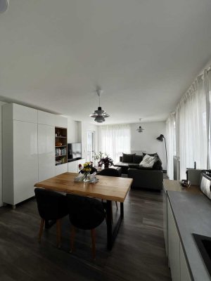 Attraktive 3-Zimmer Wohnung im 2. OG mit Balkon in Augsburg-Pfersee