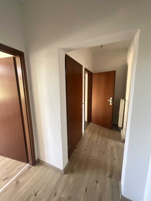2 Zimmer im eigenen Haus: Top Wohnung für Singles und Paare