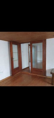 700 € +300€NK  114 m² - 6.0 Zi.
