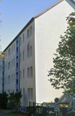 Praktische 2-Zimmer-Wohnung mit Zentralheizung und Badewanne