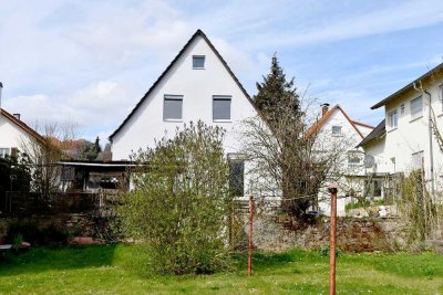 Charmantes Einfamilienhaus mit Ausbau- und weiterem Bebauungspotenzial in angenehmer Wohnlage