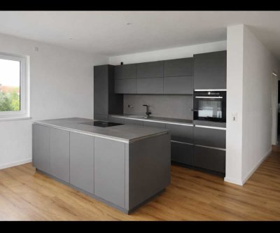 Elegante Penthousewohnung mit großer Sonnenterrasse in ruhiger Bestlage von Mascherode
